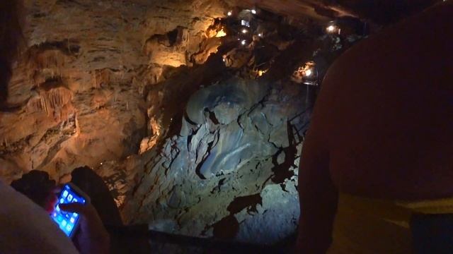 Ай-Петри КРАСОТА, подъем тяжелый но оно того стоит! Пещера Ялтинская, Воронцовский дворец. смотреть онлайн