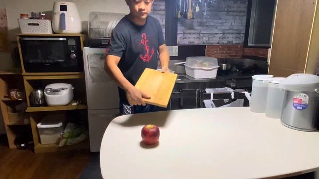 Living in Japan|Grocery shopping|Preparing Apple|Eating Delicious Ramen смотреть онлайн