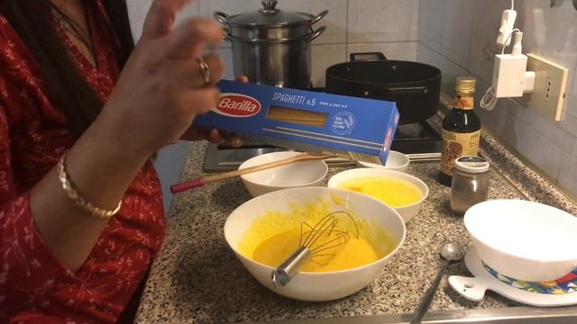Cooking 101 with Ghalen :Traditional Italian Carbonara #italiancarbonara #traditionalcarbonara смотреть онлайн
