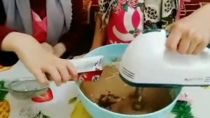 ПУХТУПАЗИ ХОНАГИ. ( ТОРТИ МЕВАГИ АЧОИБ  БОЛАЗЗАТ ).