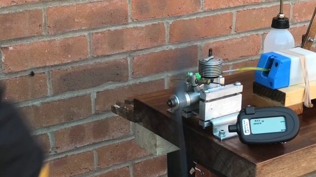 P.A.W. English 2.49cc Diesel Engine - Test Run смотреть онлайн