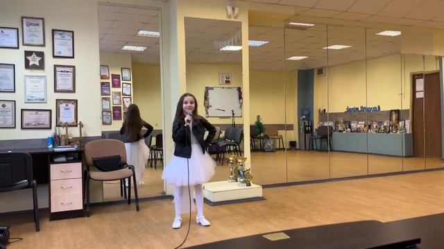 Эстрадный вокал. Соло 8 лет - Максимчик Маргарита смотреть онлайн