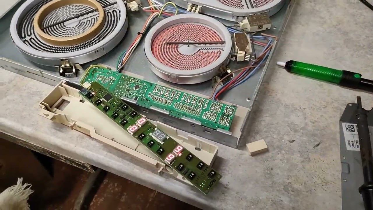 Ремонт варочной панели Electrolux смотреть онлайн
