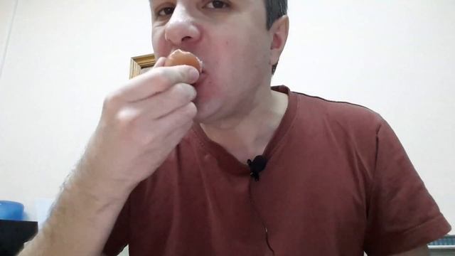 ASMR EATING SOUNDS. КУШАЮ САРДЕЛЬКИ И ПЬЮ ЧАЙ смотреть онлайн
