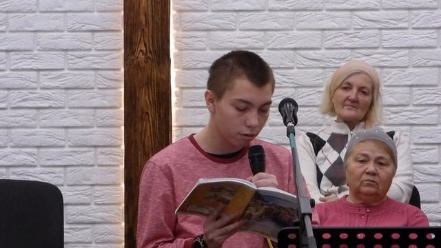 Толпились люди возле входа в рай, стих 08.12.2024 смотреть онлайн