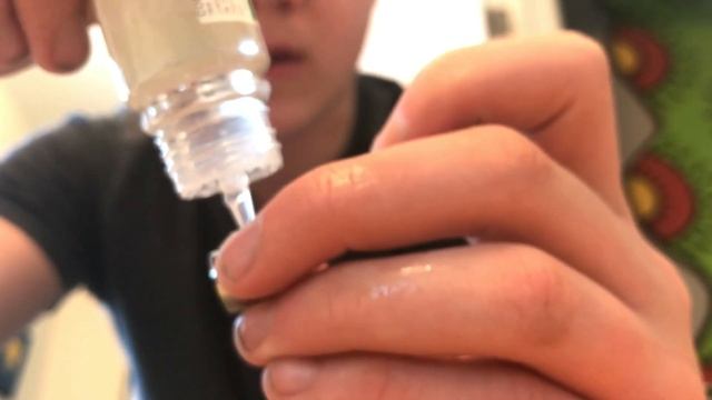 HOW TO CHANGE YOUR COIL IN A SMOK AL85 BABY VAPE TUTORIAL смотреть онлайн