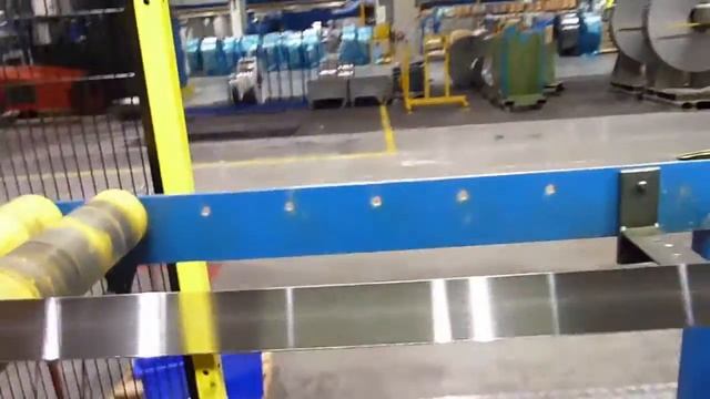 Non-contact metal thickness measurement / Berührungslose Messung der Blechdicke смотреть онлайн