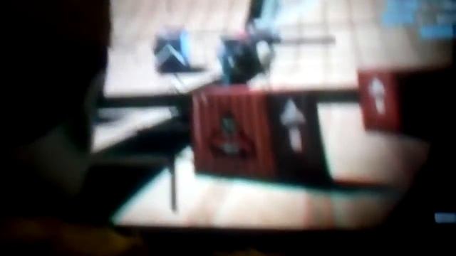 Половина видео. Роздавило огромном грузовиком. смотреть онлайн