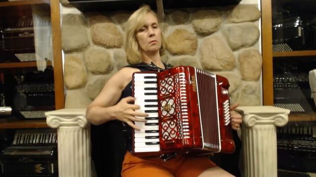 PARTOU - Red Parrot Toucan MM 30 32 $499 смотреть онлайн