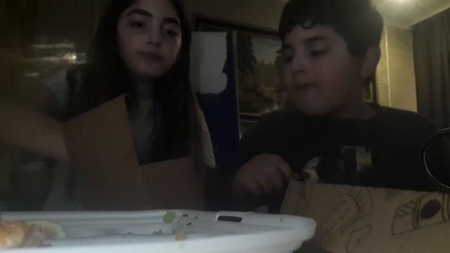 МУКБАНГ'РОЛЛЫ,НАГЕТТСЫ,КАРТОШКА ФРИ,ПИЦЦА) С БРАТОМ😱🤪 (ВИДЕО БЫЛО СНЯТО 2 ГОДА НАЗАД😳😱 смотреть онлайн