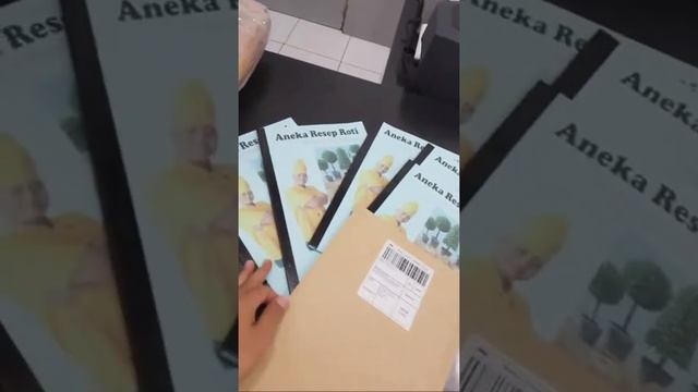 Buku Resep Roti Kirim Pondok Gede смотреть онлайн