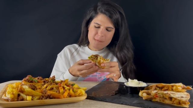 CHICKEN QUESADILLA & CHILI CON CARNE FRIES & BURRITO | MUKBANG | ASMR | EATING SOUNDS смотреть онлайн
