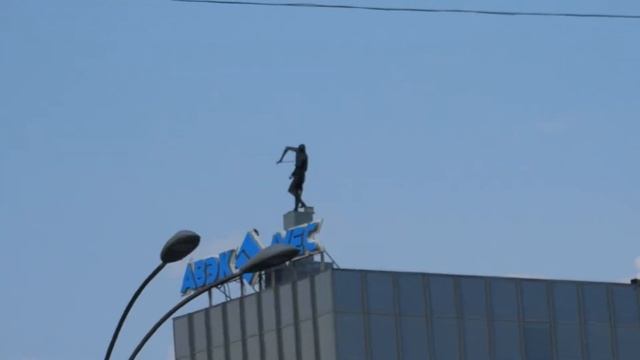 Площадь Свободы в Харькове, 26 августа 2017 - огромный флаг Украины смотреть онлайн