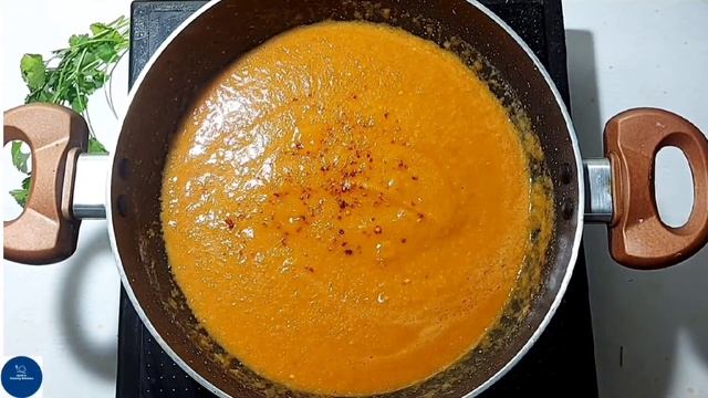 Tomato Soup Recipe | Quick Garlic Bread Recipe |टमाटर का सूप | Jyoti Maurya |