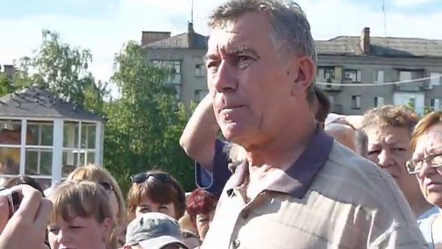 Анатолий Хмелевой на встрече с жителями Славянска 26 мая ч. 1 смотреть онлайн