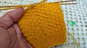 Фоновый, простой узор для кругового вязания. Узор для мужских носков. Узоры спицами схема.