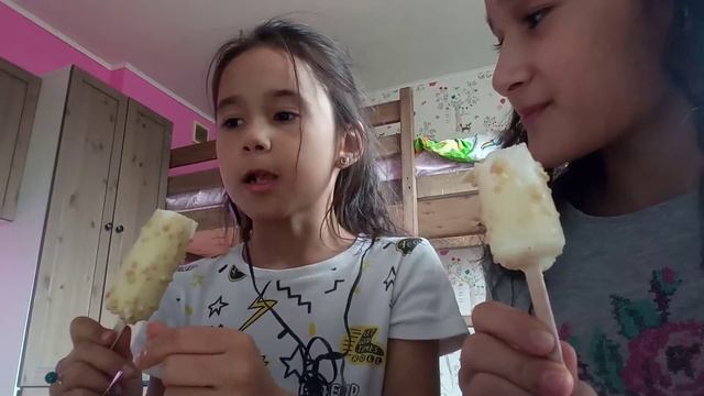 МУКБАНГ МОРОЖЕНОЕ!С МОЕЙ СЕСТРОЙ🤤🍦🍦🍦 смотреть онлайн