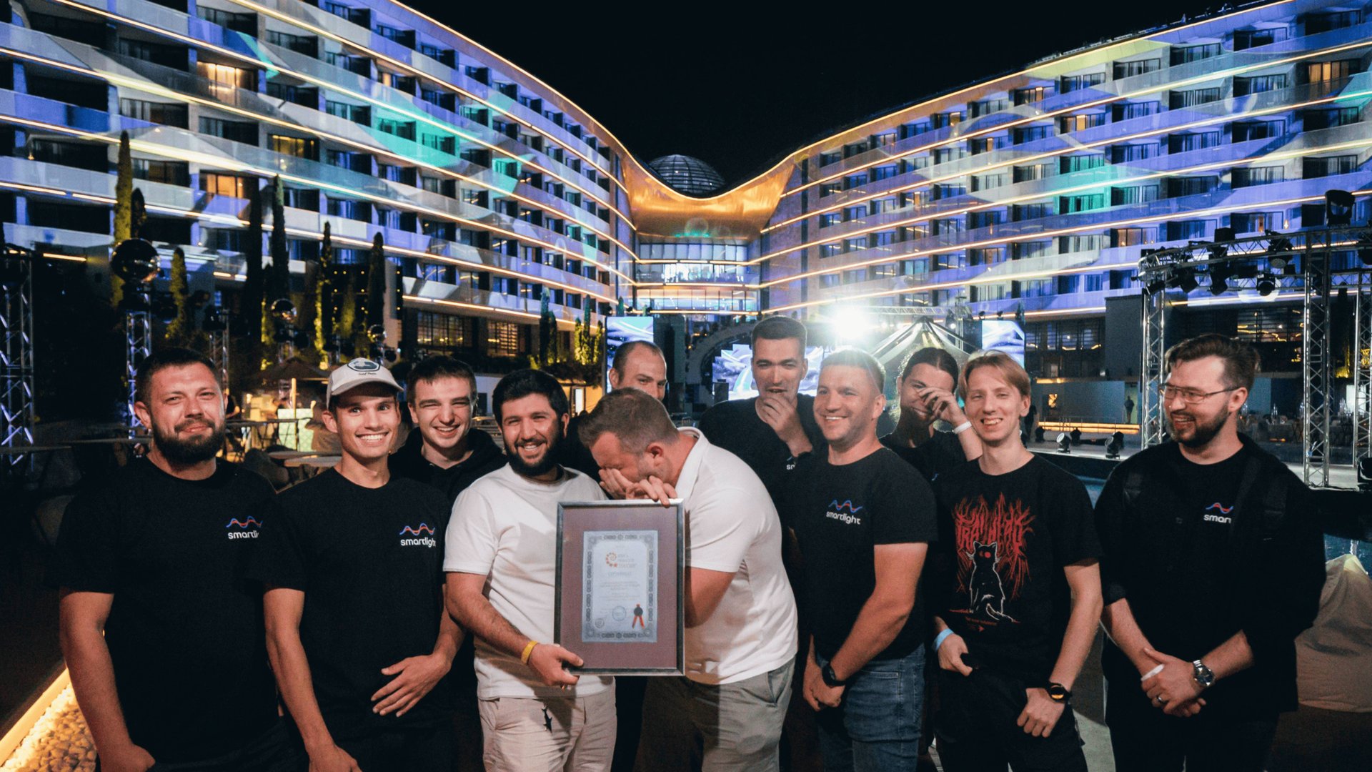 Как мы поставили мировой рекорд? Бэкстейдж с юбилея курорта МРИЯ | Smartlight