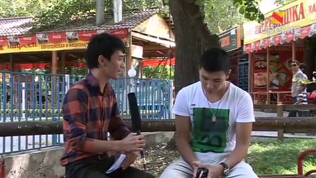 Омар: "Ооба, оозумду кыйшайтып ырдайм" (Архив.22-09-2012) смотреть онлайн