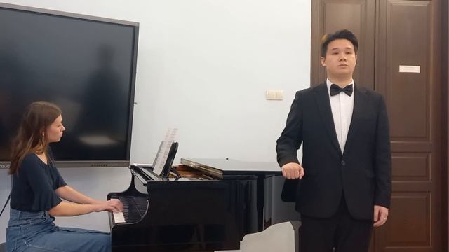 М.И. Глинка, "Люблю тебя милая роза" -поёт Хао Чэнь, концертмейстер Анжелика Антонова