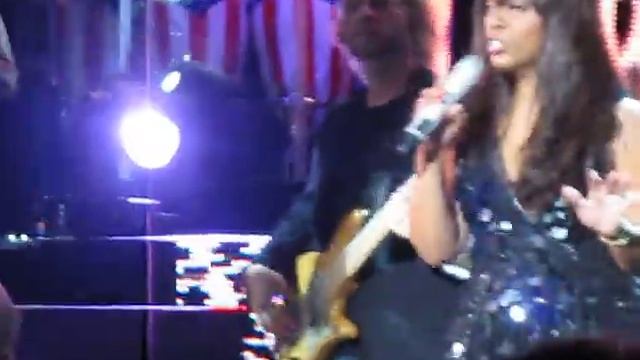Donna Summer - Bad Girls - IP Casino Biloxi смотреть онлайн
