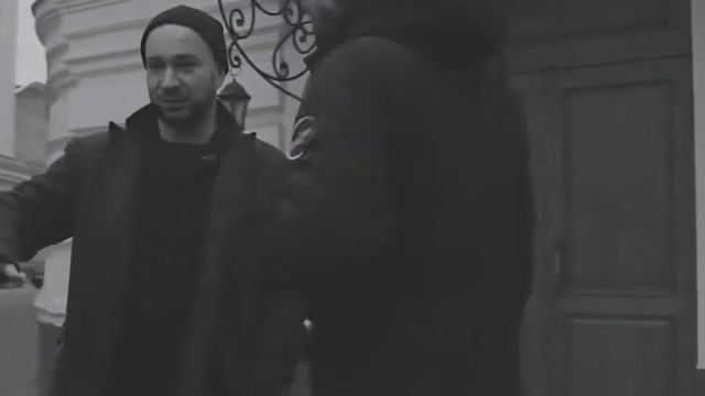 Schokk–Берлин Ft  Leon Libre