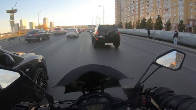 Мотоцикл Kawasaki Z1000 Мельникайте и объездная