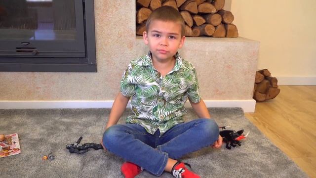 Dima play with Bambie Doll смотреть онлайн