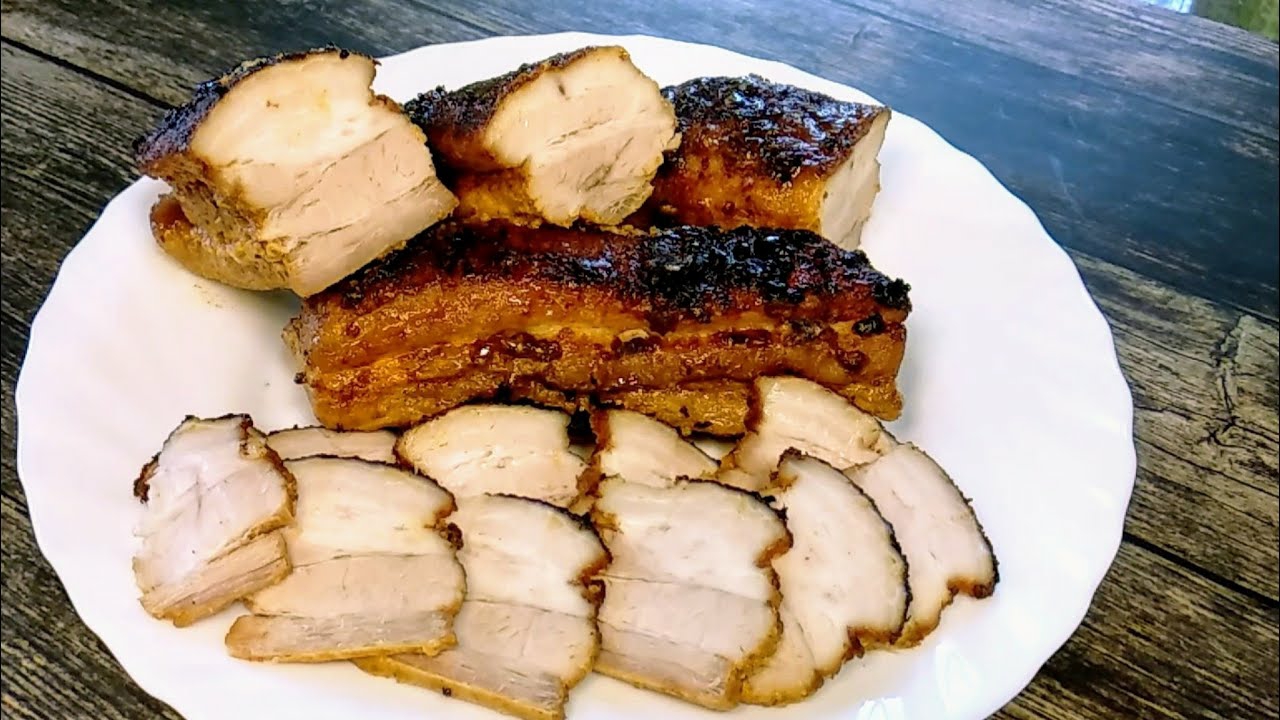 Запеченная свиная грудинка в духовке за минуты. Вкусное мясо на перекус. смотреть онлайн