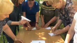 День бумажных самолётиков