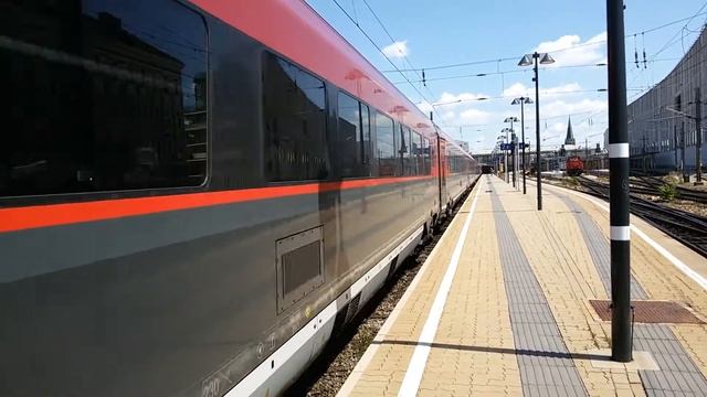 ÖBB Railjet 62, 862 ÖFB Westbahnhof in Wien смотреть онлайн