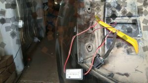 Установка камеры заднего вида на шкоду с подключением через балластёр к мультимедиа своими руками.