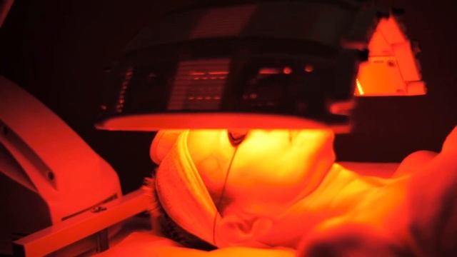 Omnilux LED Light Therapy смотреть онлайн