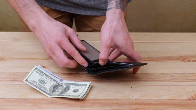 Обзор кожаного мужского портмоне TAILIAN 18984 смотреть онлайн