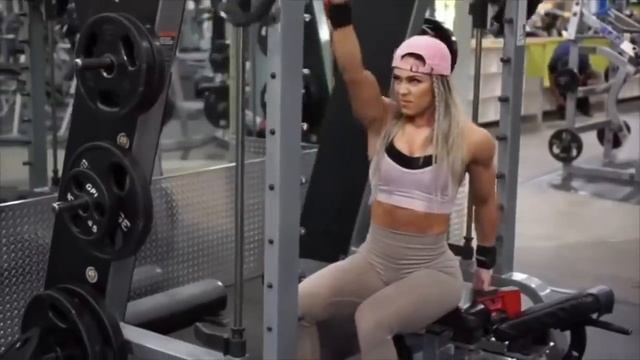 Cassandra Martin (Кассандра Мартин) смотреть онлайн