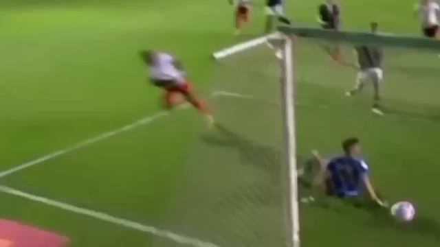 BRUTAL SE BAILÓ A ARGENTINOS ENNER VALENCIA DIÓ GOLAZOS POR COPA SUDAMERICANA EN PARTIDAZO SORPREND смотреть онлайн
