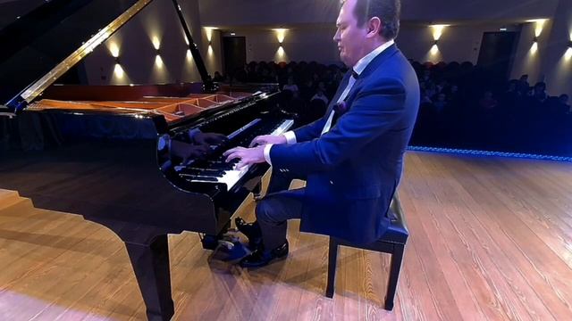 декабря в концертном зале Фрязинской ДШИ состоялась концертная программа «Вселенная рояля» смотреть онлайн