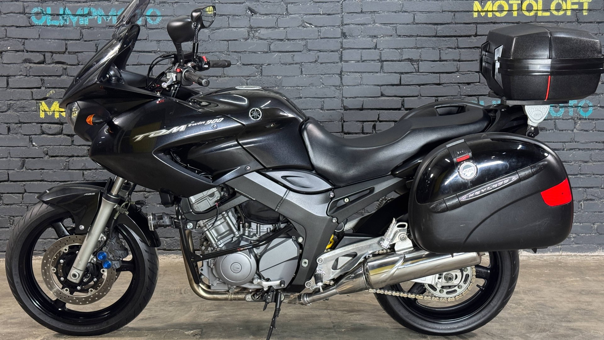 Yamaha TDM900 смотреть онлайн