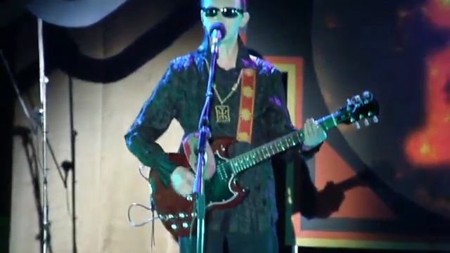 Группа "Пикник" live, Мы как трепетные птицы, 2009, фрагмент смотреть онлайн
