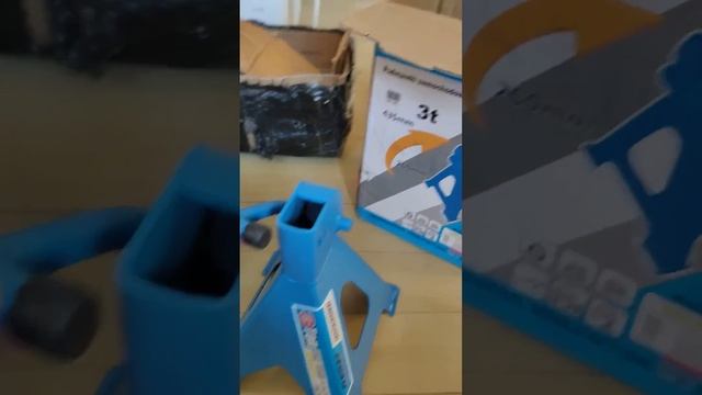Flyman Crocodile Jack (2T) with 3T Jack Stand (Part 2 Unboxing) смотреть онлайн