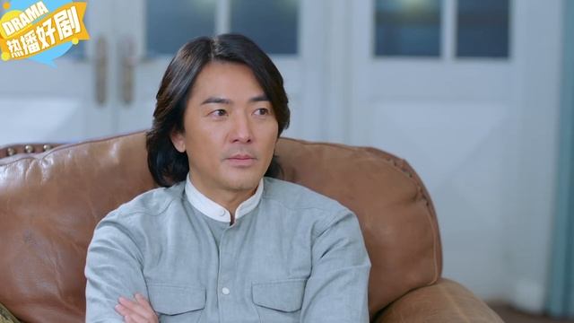 前妻被外國老公甩了，又求上門，沒想孩子壹句破防了！ смотреть онлайн