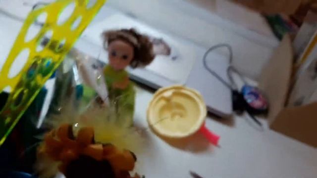 Раскрываем кекс-куклу.😂 смотреть онлайн