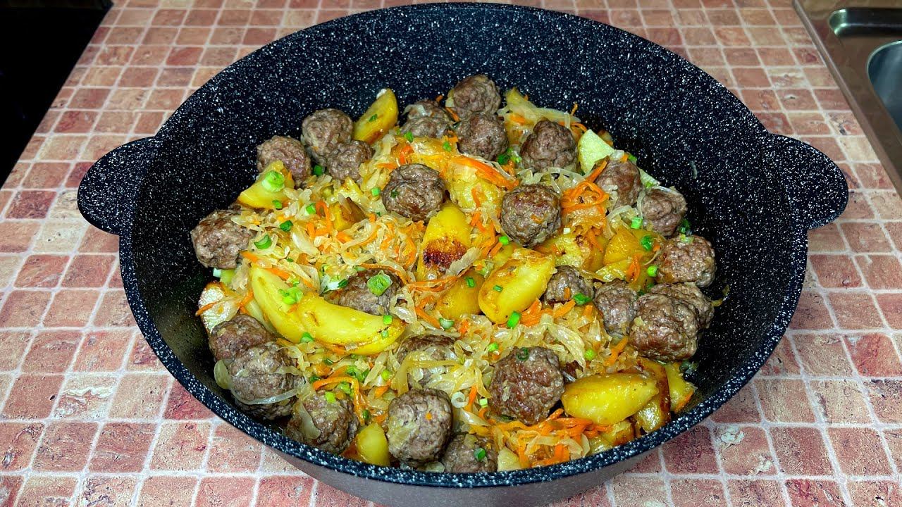 Беру Фарш, Картофель и Квашеную Капусту и готовлю вкусный ужин на сковороде смотреть онлайн