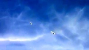 Футаж-Голуби взлетают