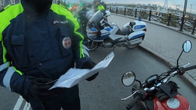 Мопед JT50 общается с ГИБДД