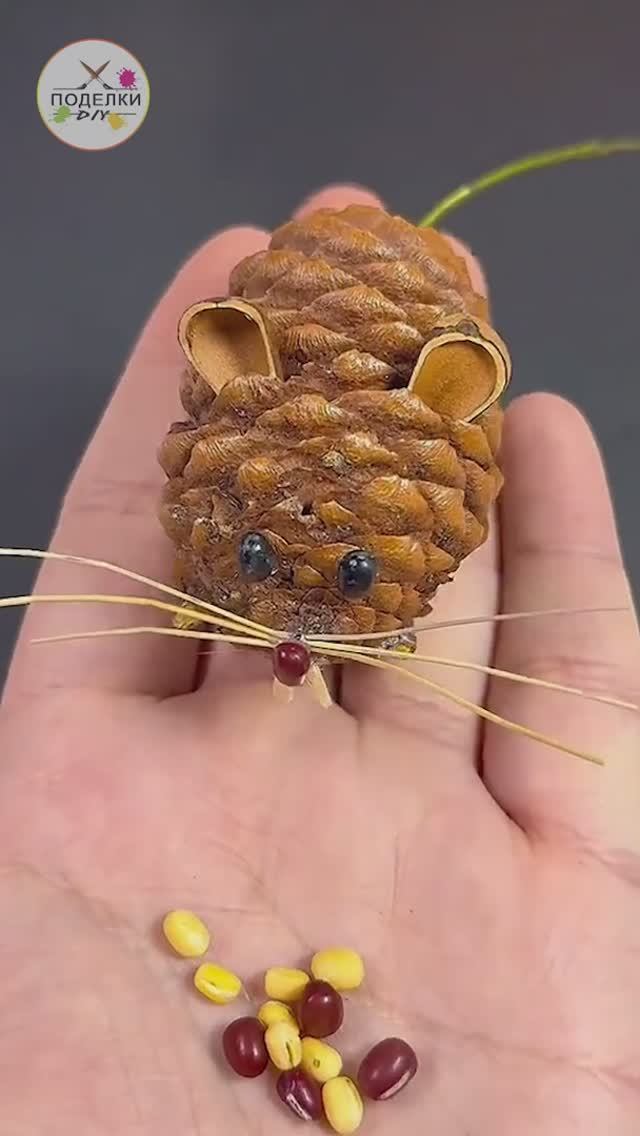 Как сделать Мышку из шишки смотреть онлайн