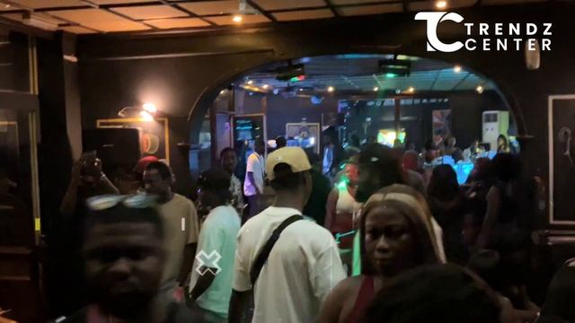 🔥🥶 OLIVE THE BOY ONE ON ONE CLUB JAM WITH FANS; LIVE FROM LA PALM ROYAL BEACH смотреть онлайн