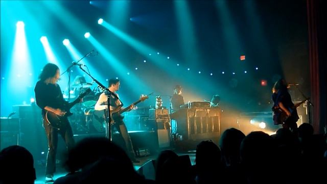 My Morning Jacket -- Lay Low -- Live at the Capitol Theatre [soundboard audio mix] смотреть онлайн