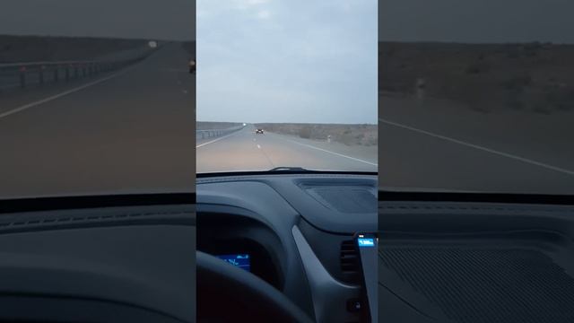 Ургенч-Бухара, трасса вдоль пустыни. смотреть онлайн