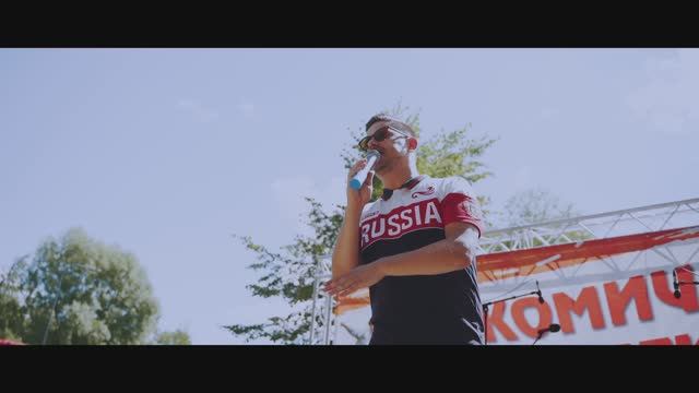 Ведущий Илья Березин. Ведущий на фестивале 